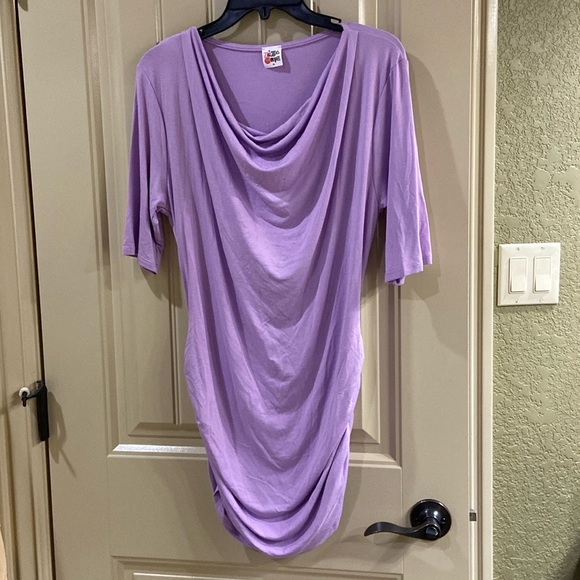 Top and/or Cardigan by The Zig Zag Stripe Brand. - Picture 7 of 16